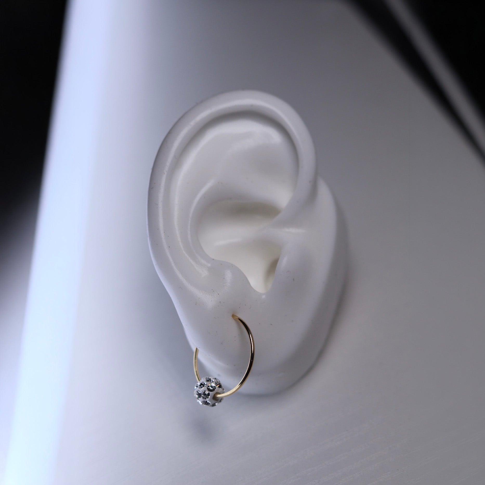 Pantalla Dama Oro 14K con Esfera Brillante